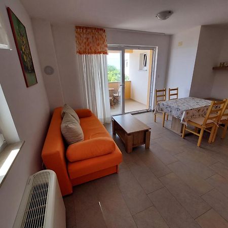 Apartments Palit Rab Town Zewnętrze zdjęcie