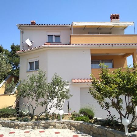 Apartments Palit Rab Town Zewnętrze zdjęcie