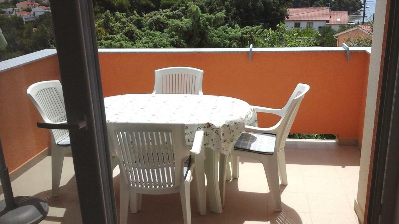 Apartments Palit Rab Town Zewnętrze zdjęcie