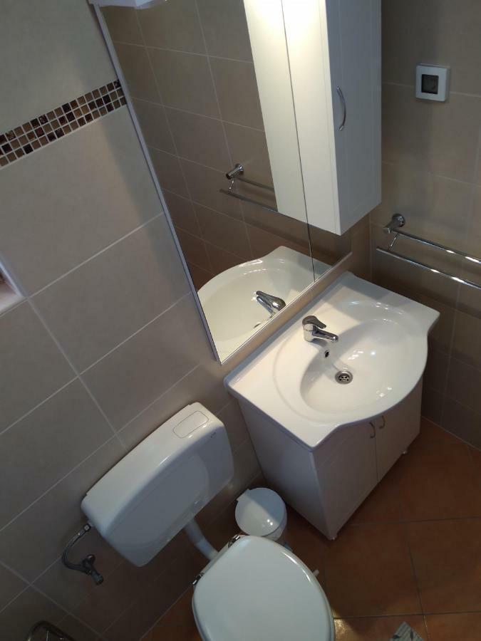 Apartments Palit Rab Town Zewnętrze zdjęcie