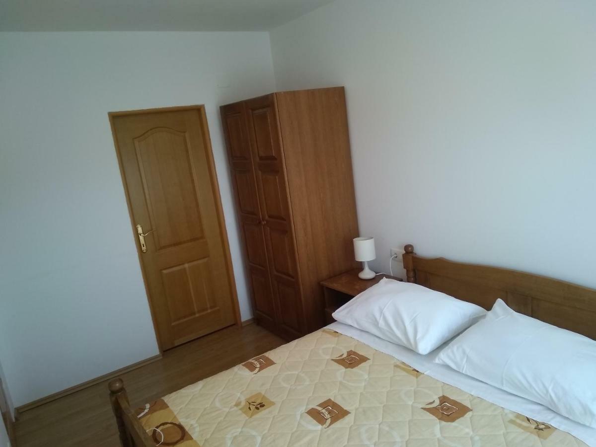 Apartments Palit Rab Town Zewnętrze zdjęcie