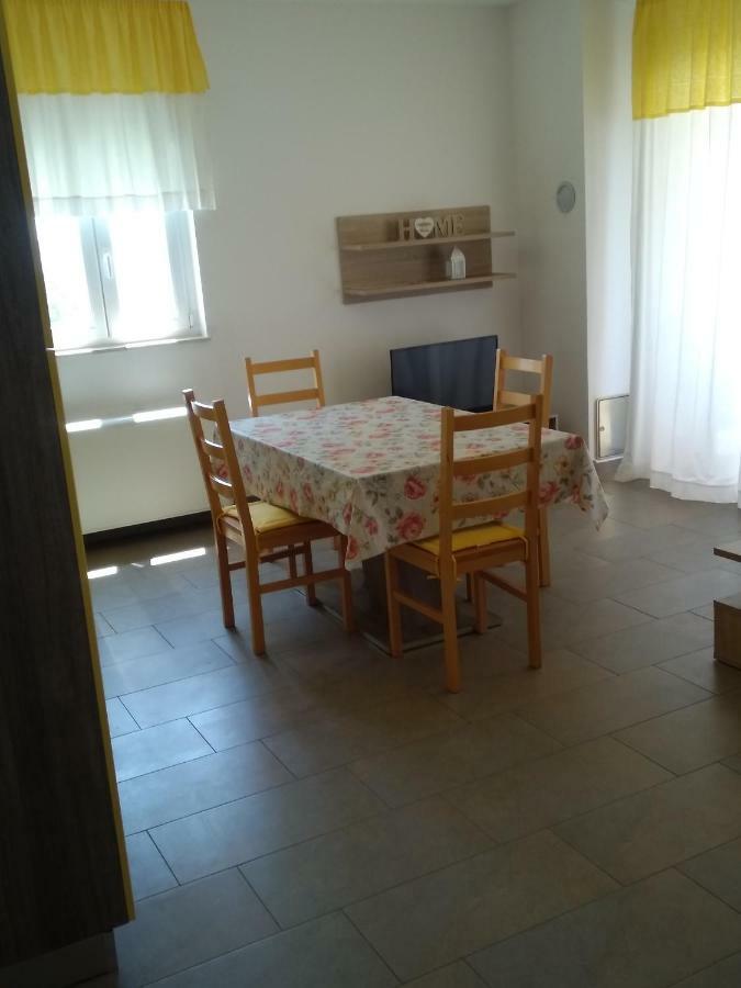 Apartments Palit Rab Town Zewnętrze zdjęcie