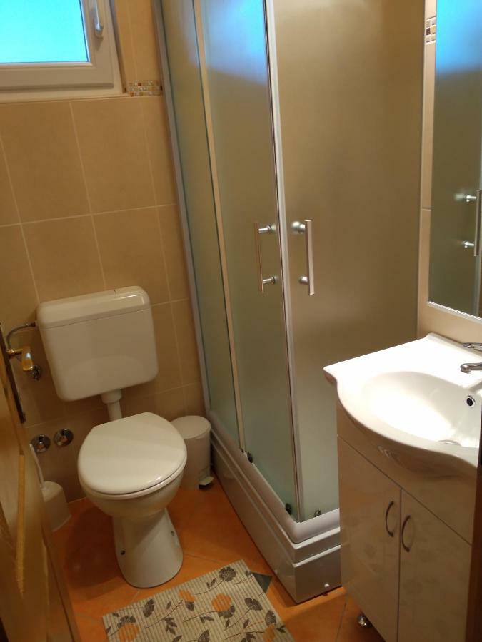 Apartments Palit Rab Town Zewnętrze zdjęcie
