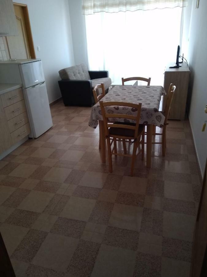 Apartments Palit Rab Town Zewnętrze zdjęcie