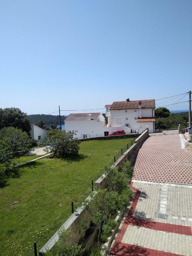 Apartments Palit Rab Town Zewnętrze zdjęcie