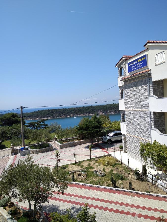 Apartments Palit Rab Town Zewnętrze zdjęcie